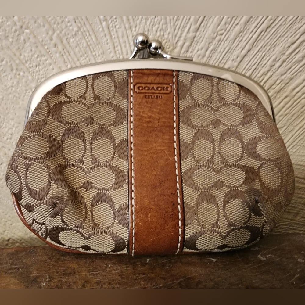 Small Coach Coin Purse with clasp